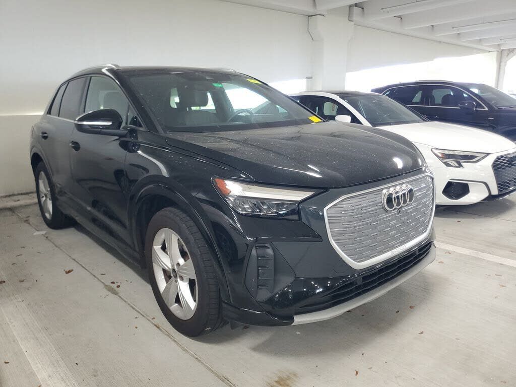 2022 Audi Q4