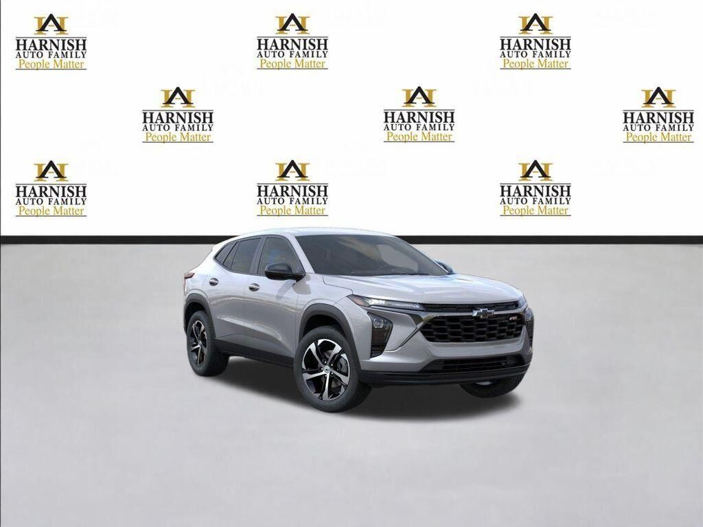 2026 CHEVROLET Trax