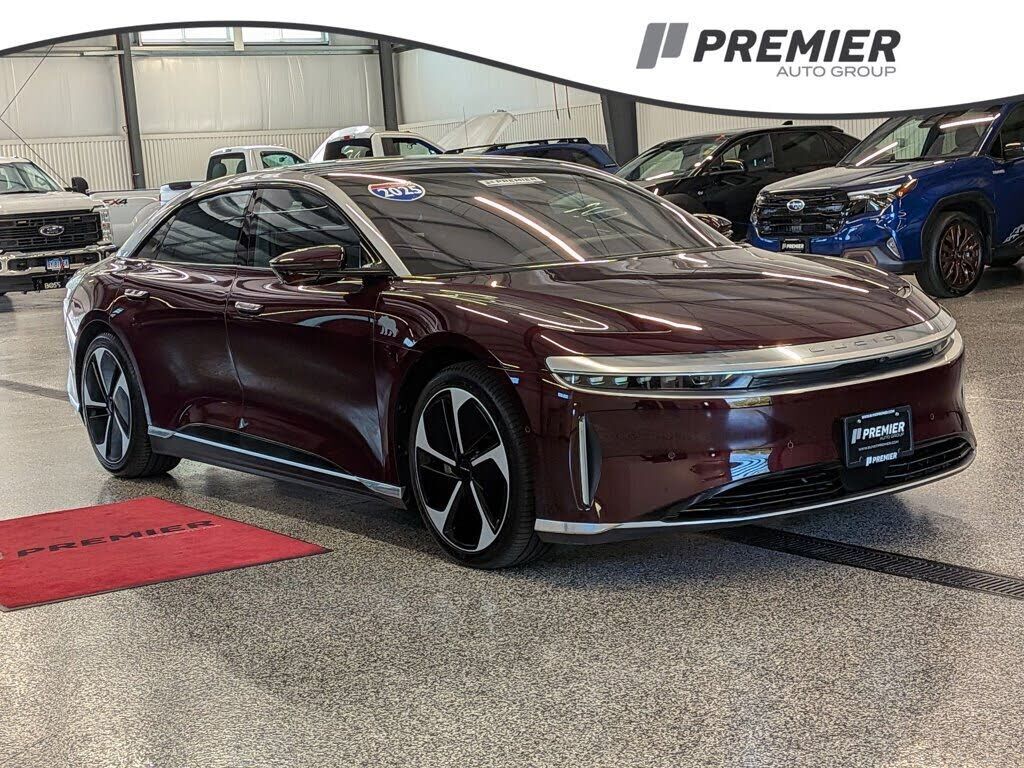 2025 LUCID Air