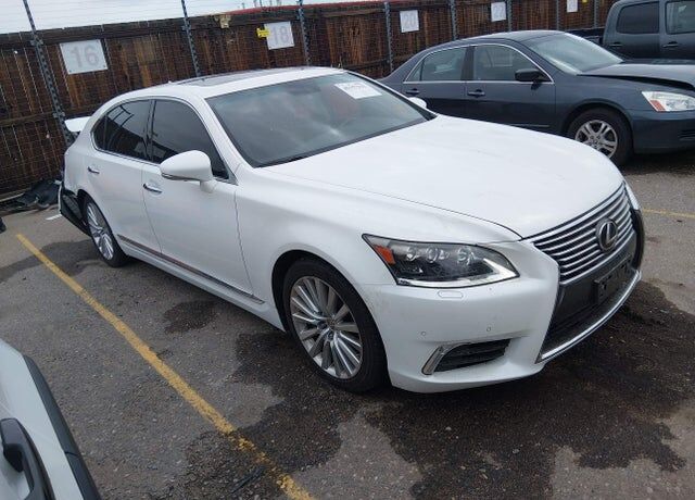2013 LEXUS LS