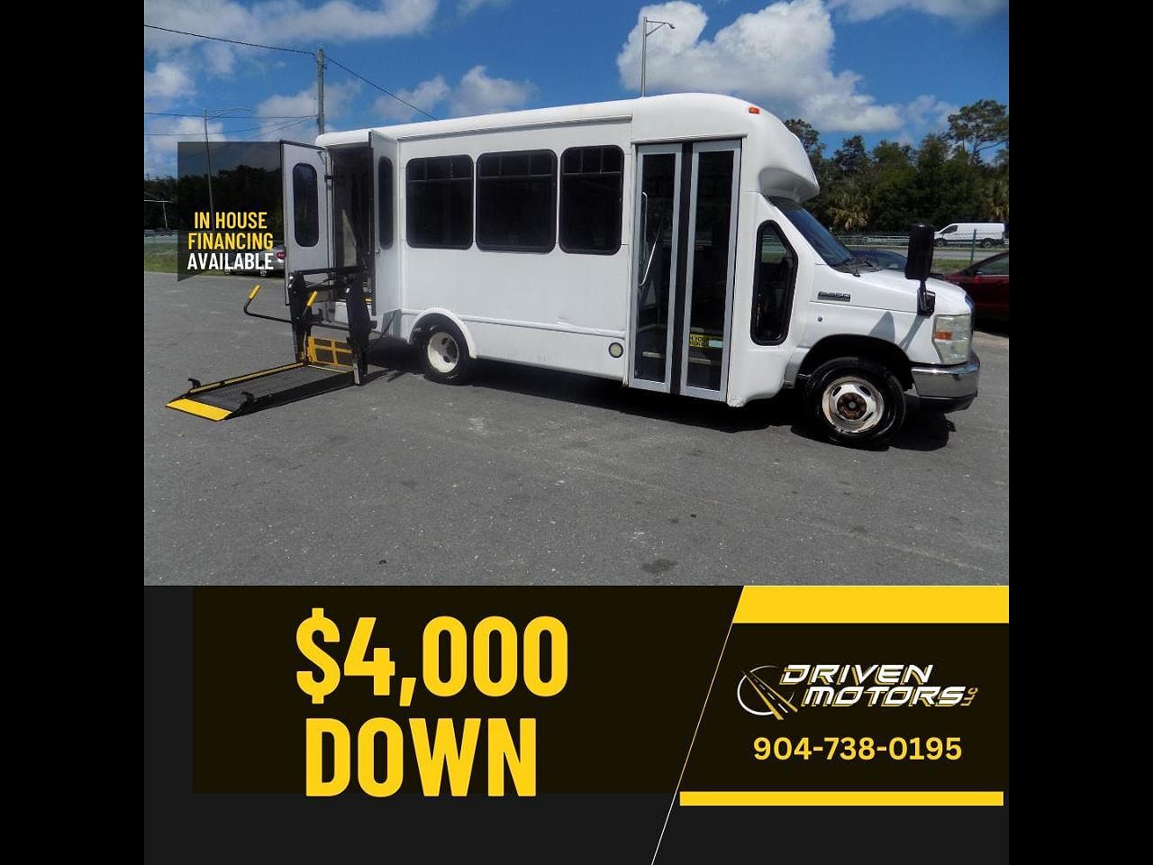 2013 FORD E-350