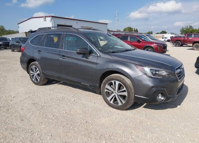 2019 SUBARU Outback