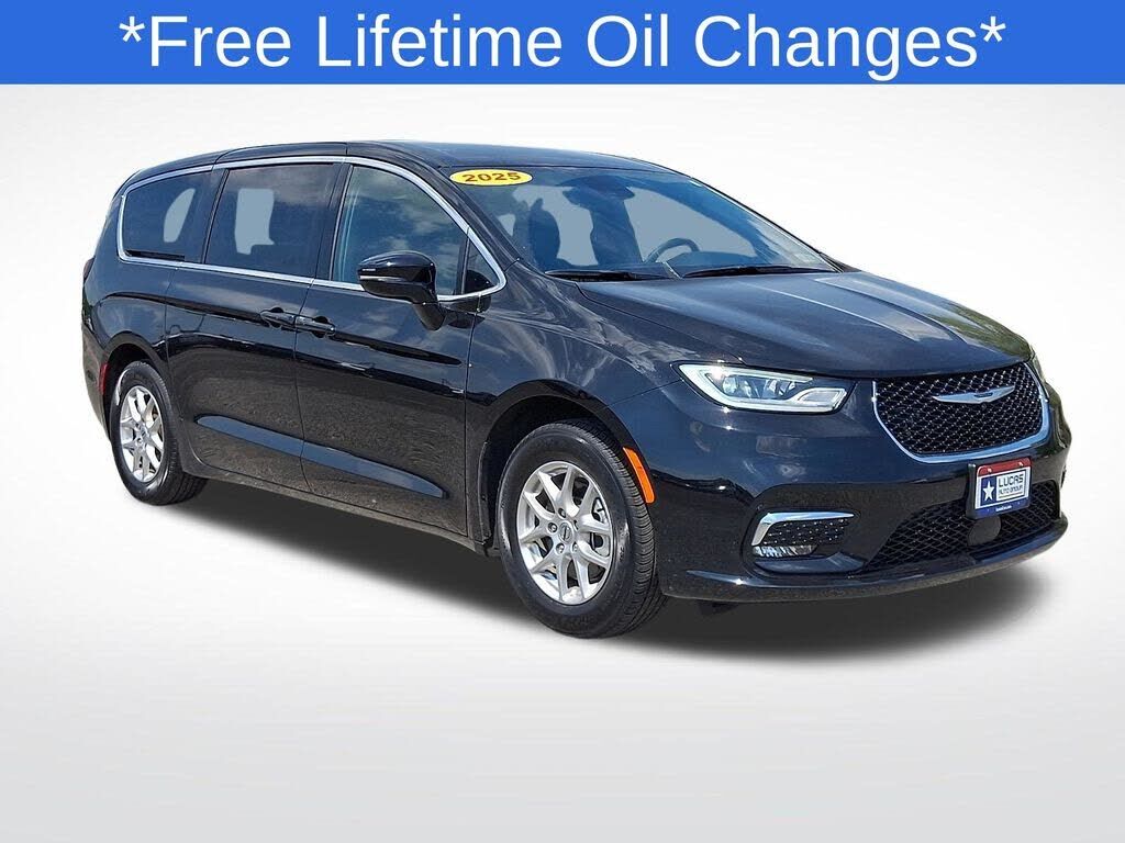 2025 CHRYSLER Pacifica