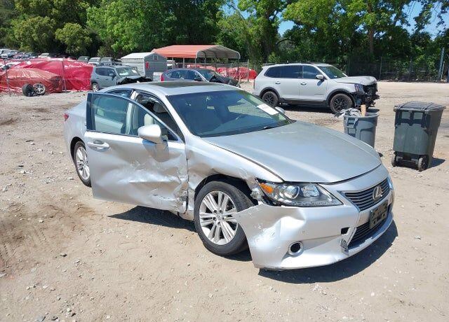 2014 LEXUS ES