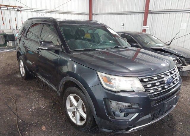 2017 FORD Explorer
