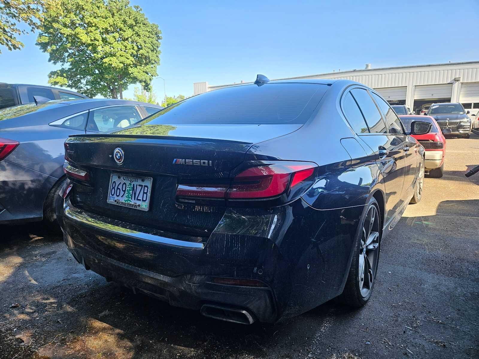 2023 BMW M550i