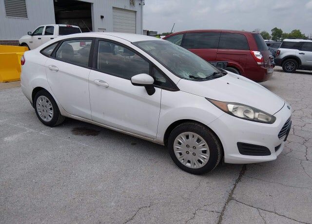 2017 FORD Fiesta