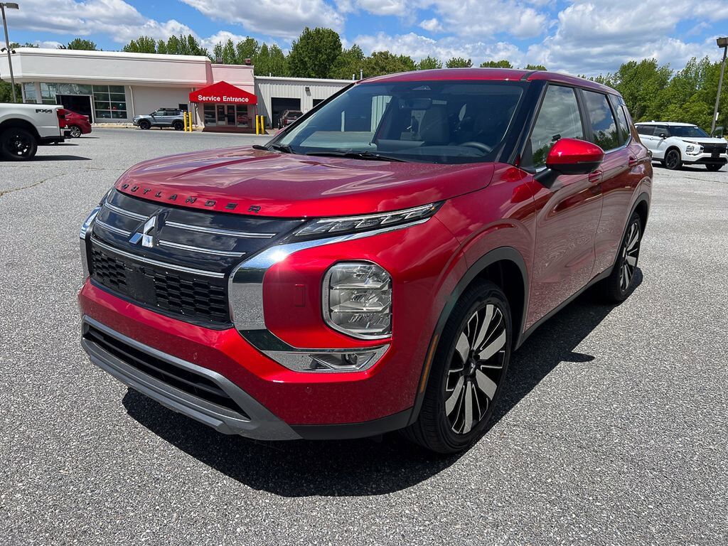 2026 MITSUBISHI Outlander