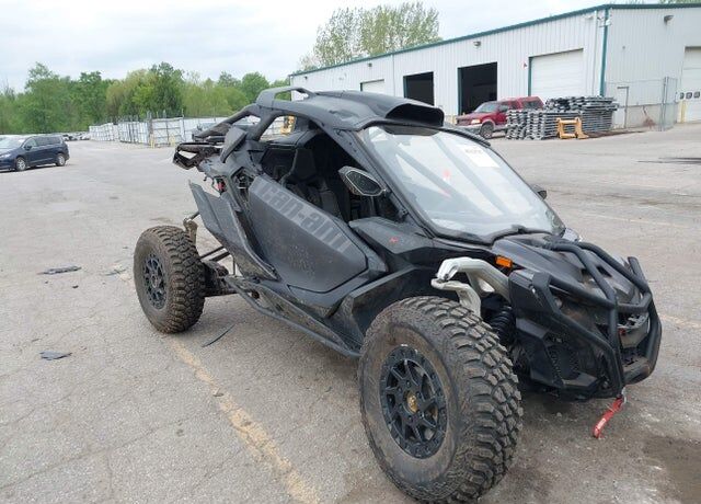 2024 CAN-AM Maverick R
