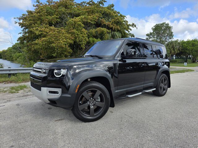 2020 LAND ROVER Defender