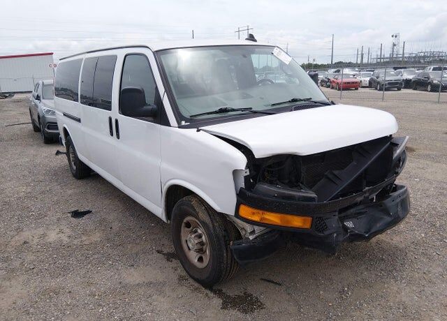 2022 CHEVROLET Express