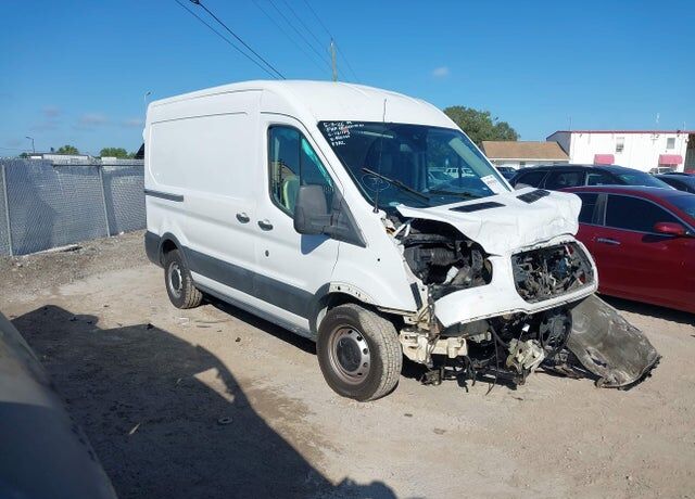 2017 FORD Transit