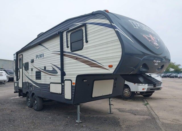 2017 FOREST RIVER Puma Towables