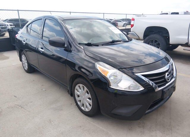 2018 NISSAN Versa