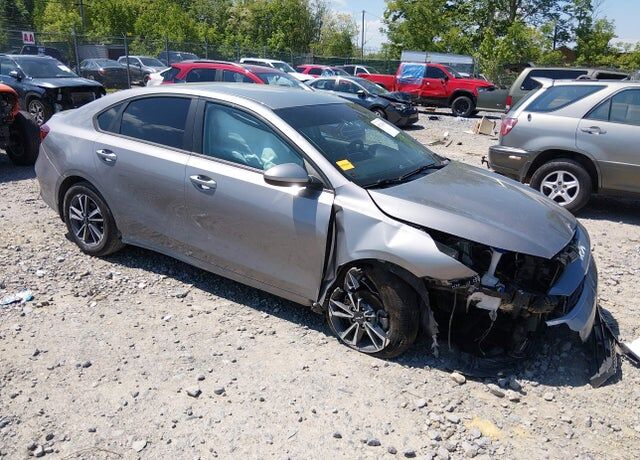 2024 KIA Forte