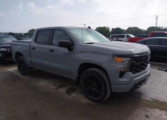 2024 CHEVROLET Silverado