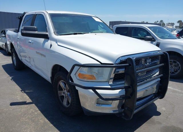 2012 DODGE Ram