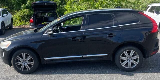 2016 VOLVO XC60