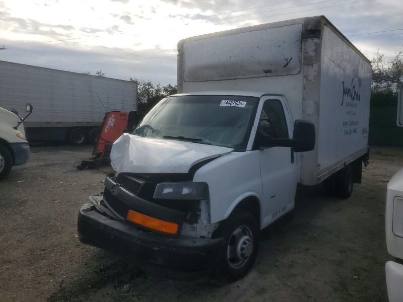 2018 CHEVROLET Express