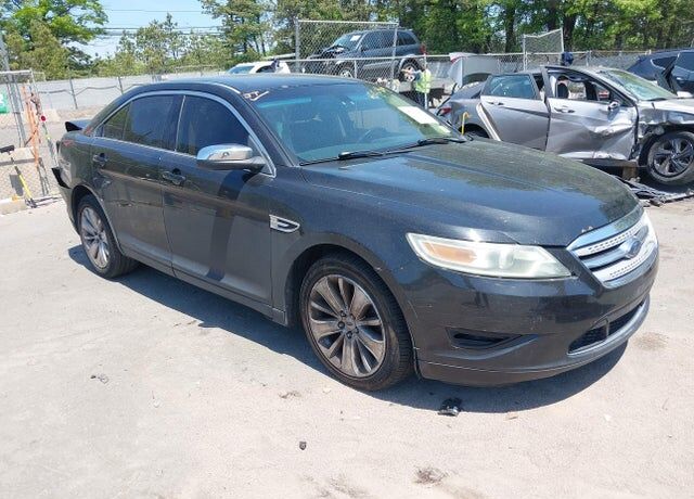 2010 FORD Taurus