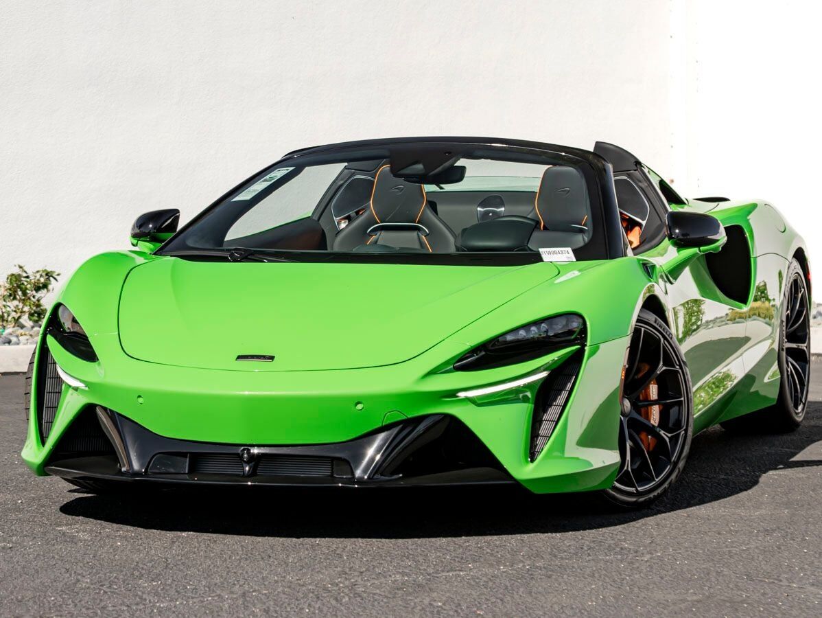 2026 MCLAREN ARTURA