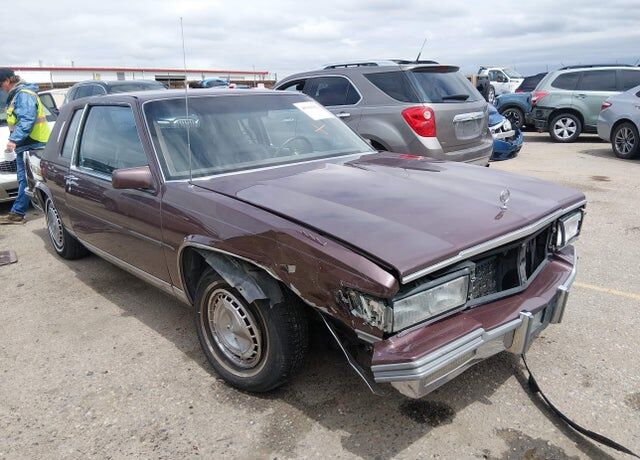 1988 CADILLAC Deville