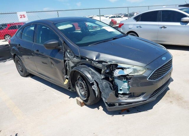 2016 FORD Focus