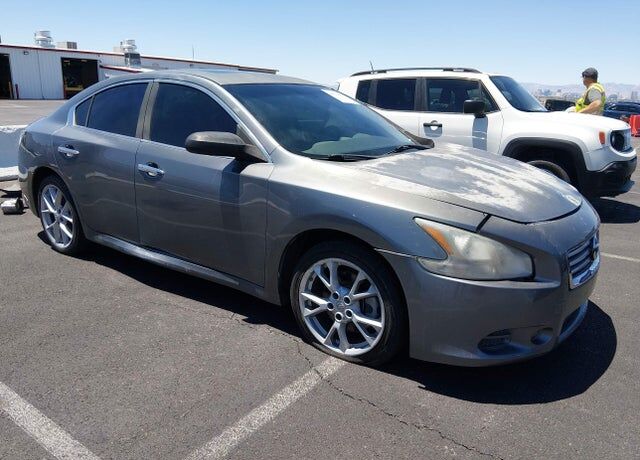 2014 NISSAN Maxima