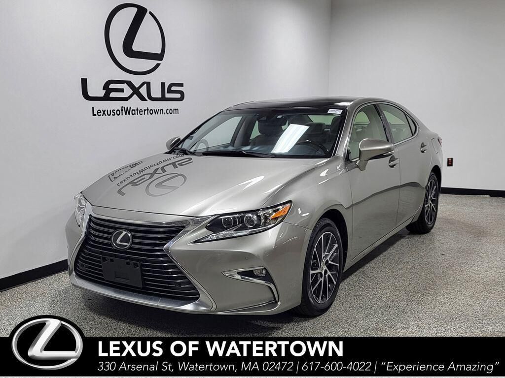 2016 Lexus ES