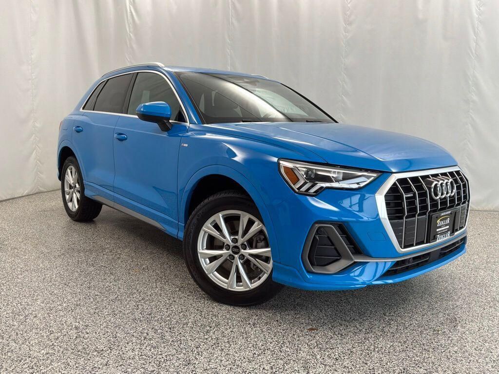 2023 AUDI Q3