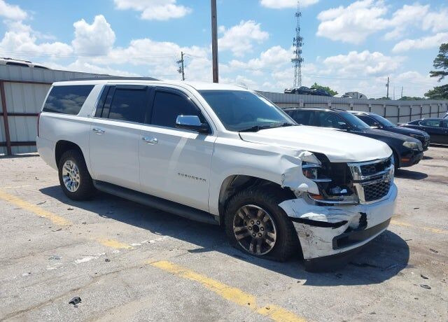 2016 CHEVROLET Suburban