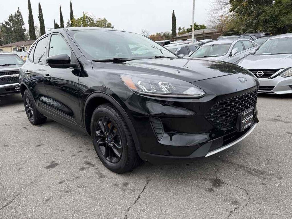 2020 FORD Escape