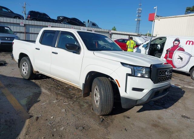 2022 NISSAN Frontier