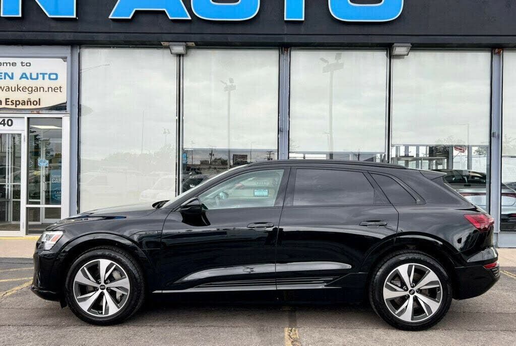 2024 Audi Q8