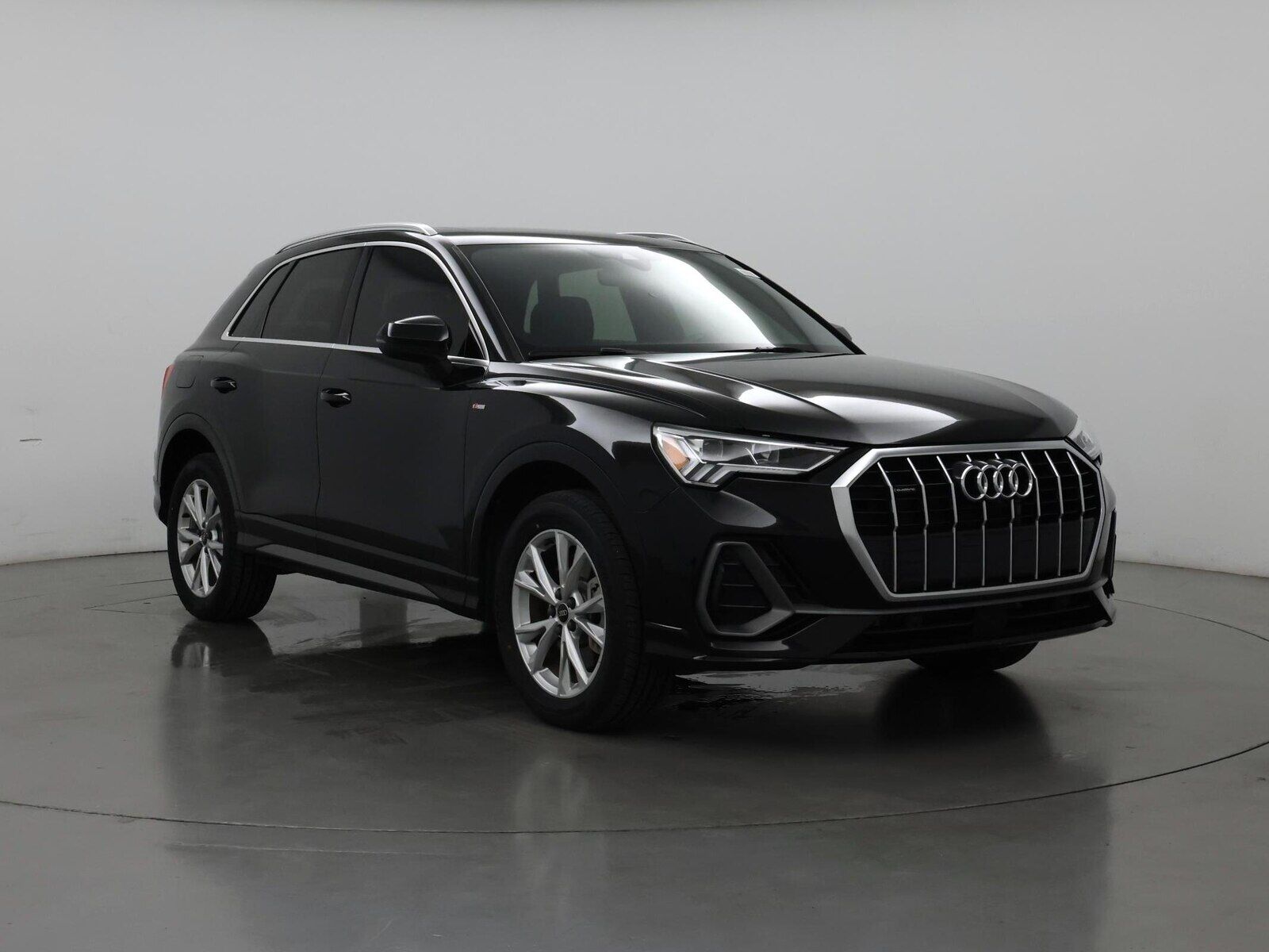 2022 Audi Q3