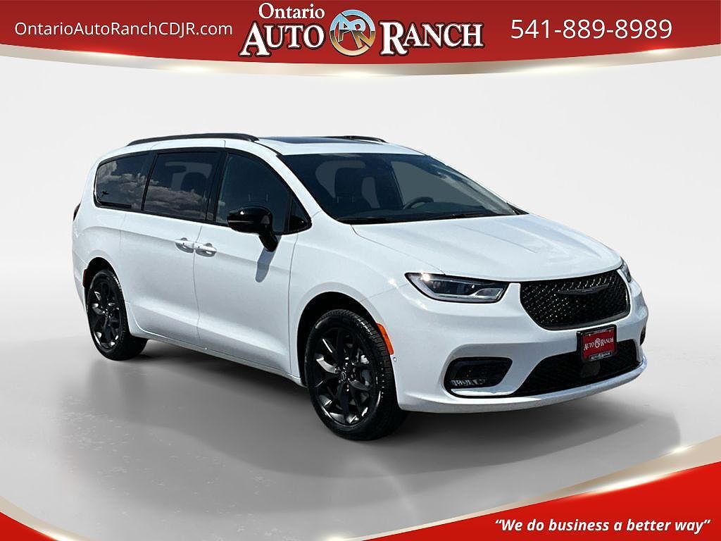 2026 CHRYSLER Pacifica