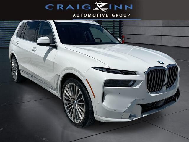 2023 BMW X7
