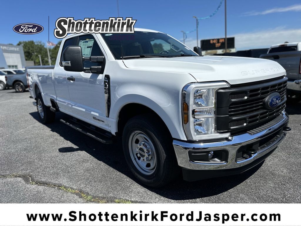 2025 FORD F-350