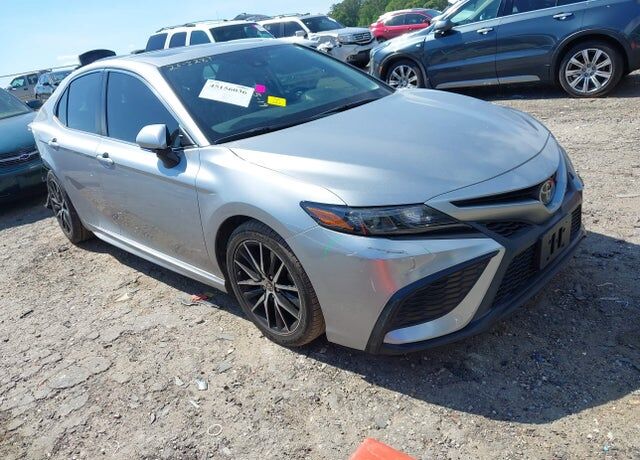 2022 TOYOTA Camry