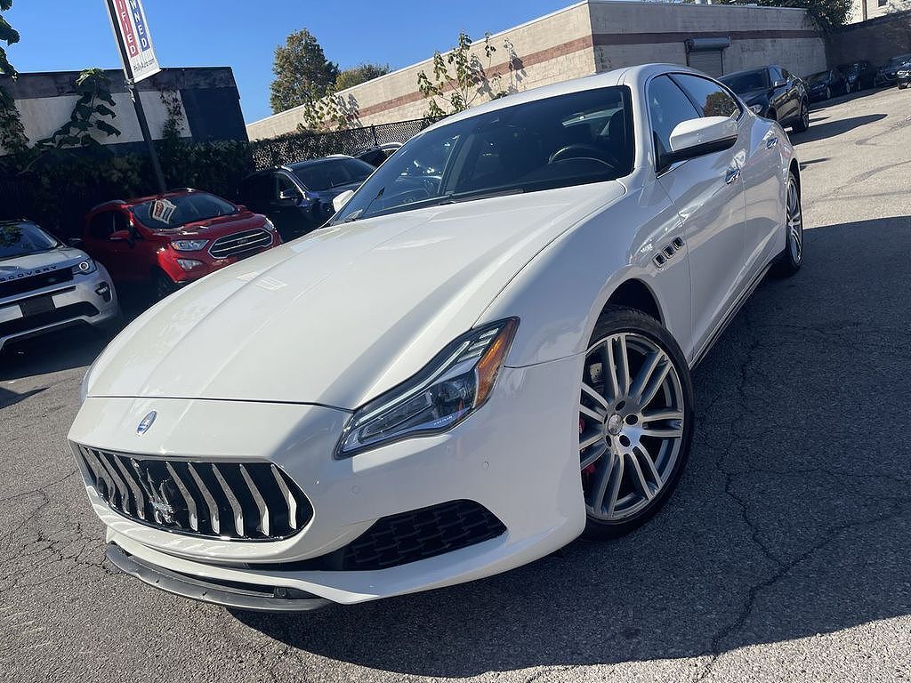 2018 MASERATI Quattroporte