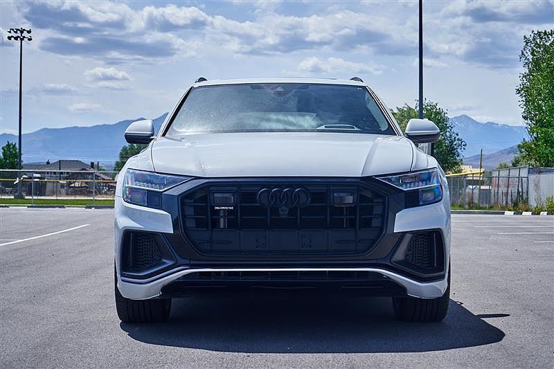 2023 Audi Q8