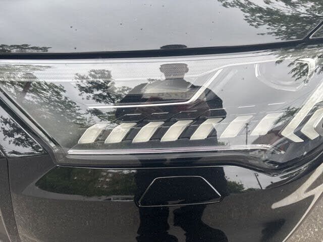 2023 Audi SQ7