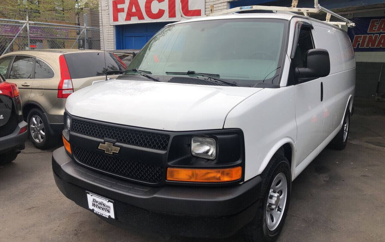 2013 CHEVROLET Express