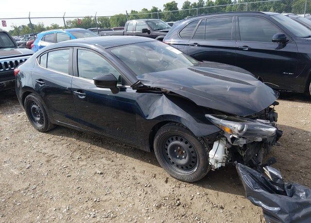 2018 MAZDA Mazda3