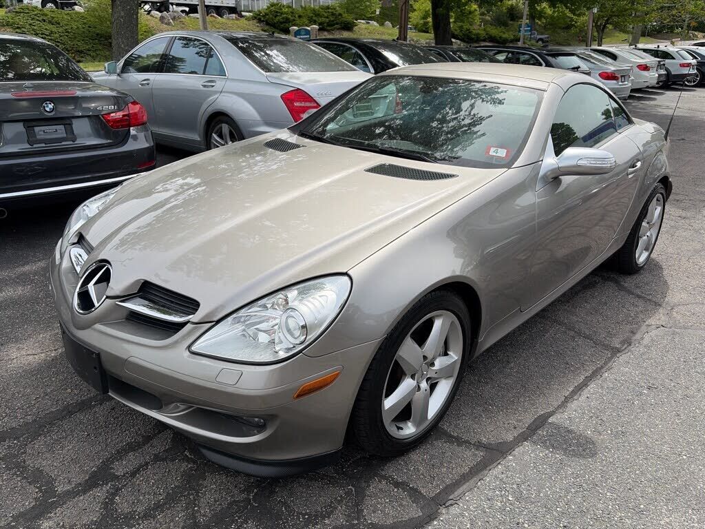 2005 MERCEDES-BENZ SLK-Class