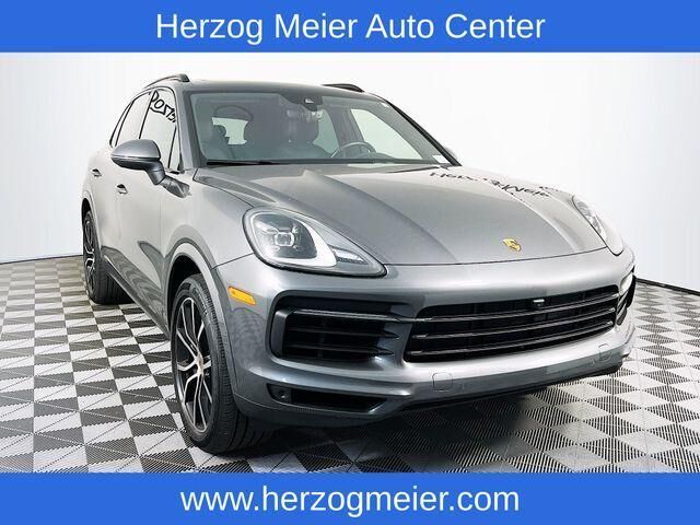 2023 PORSCHE Cayenne