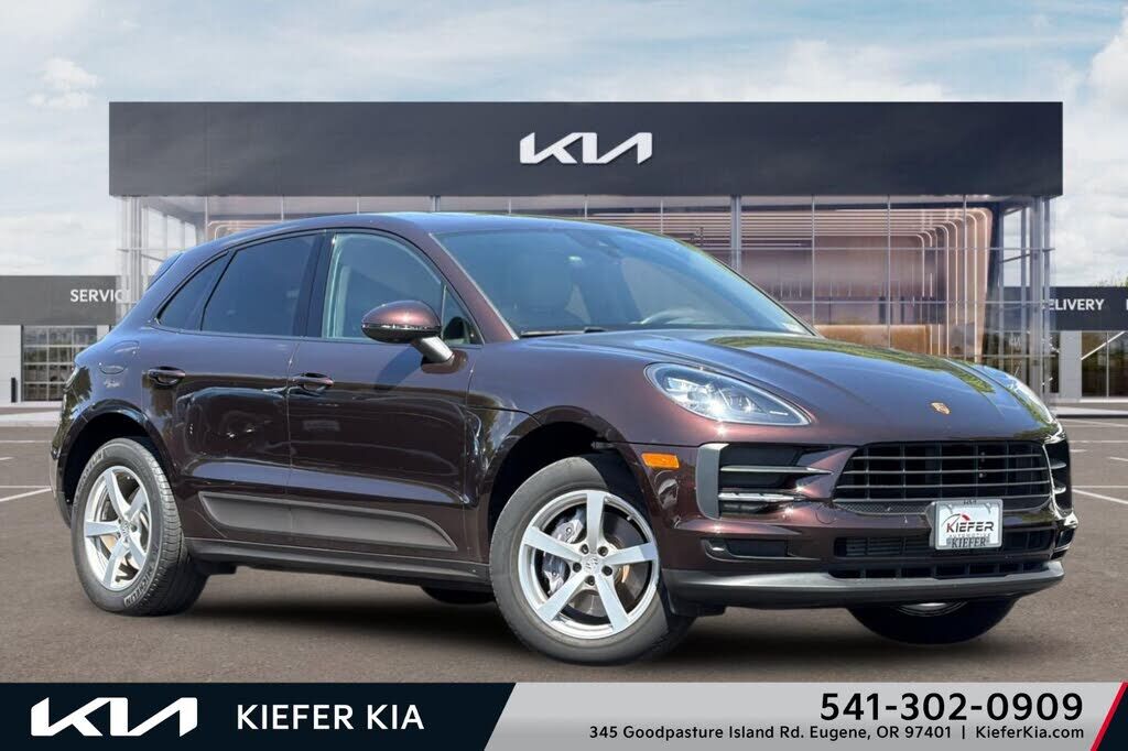 2021 PORSCHE Macan