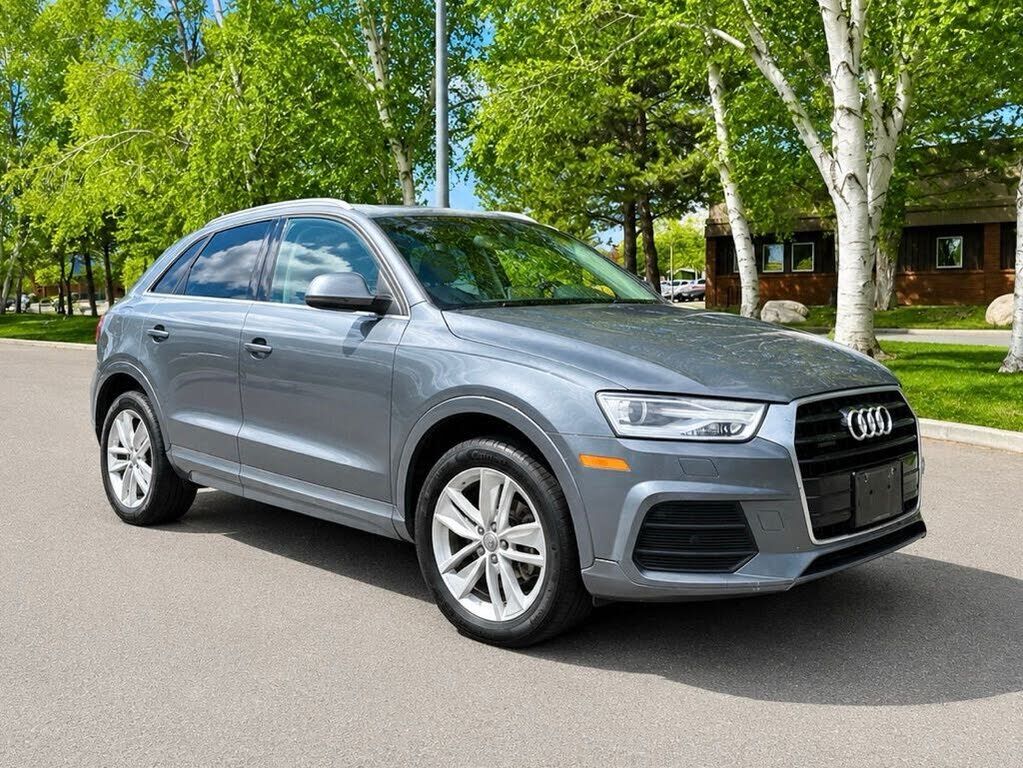 2016 Audi Q3
