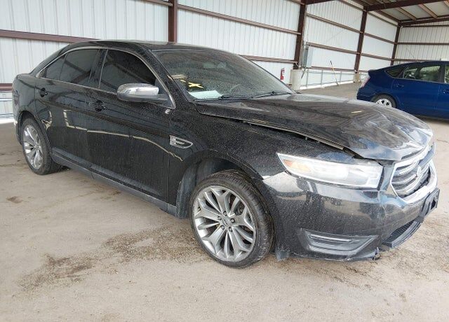 2013 FORD Taurus
