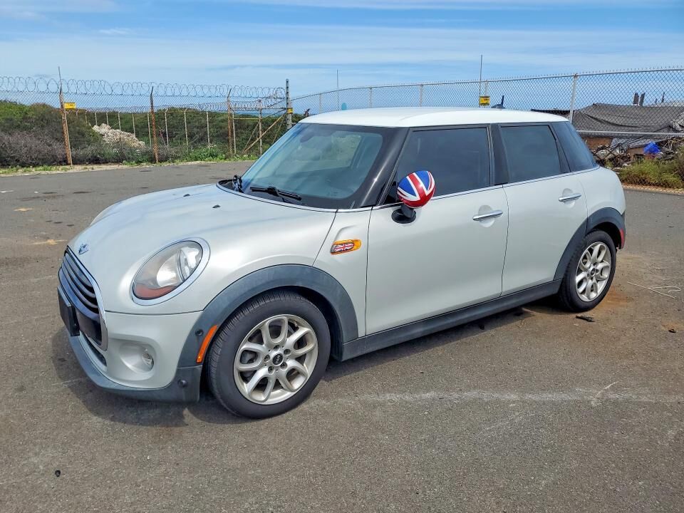 2018 MINI Cooper